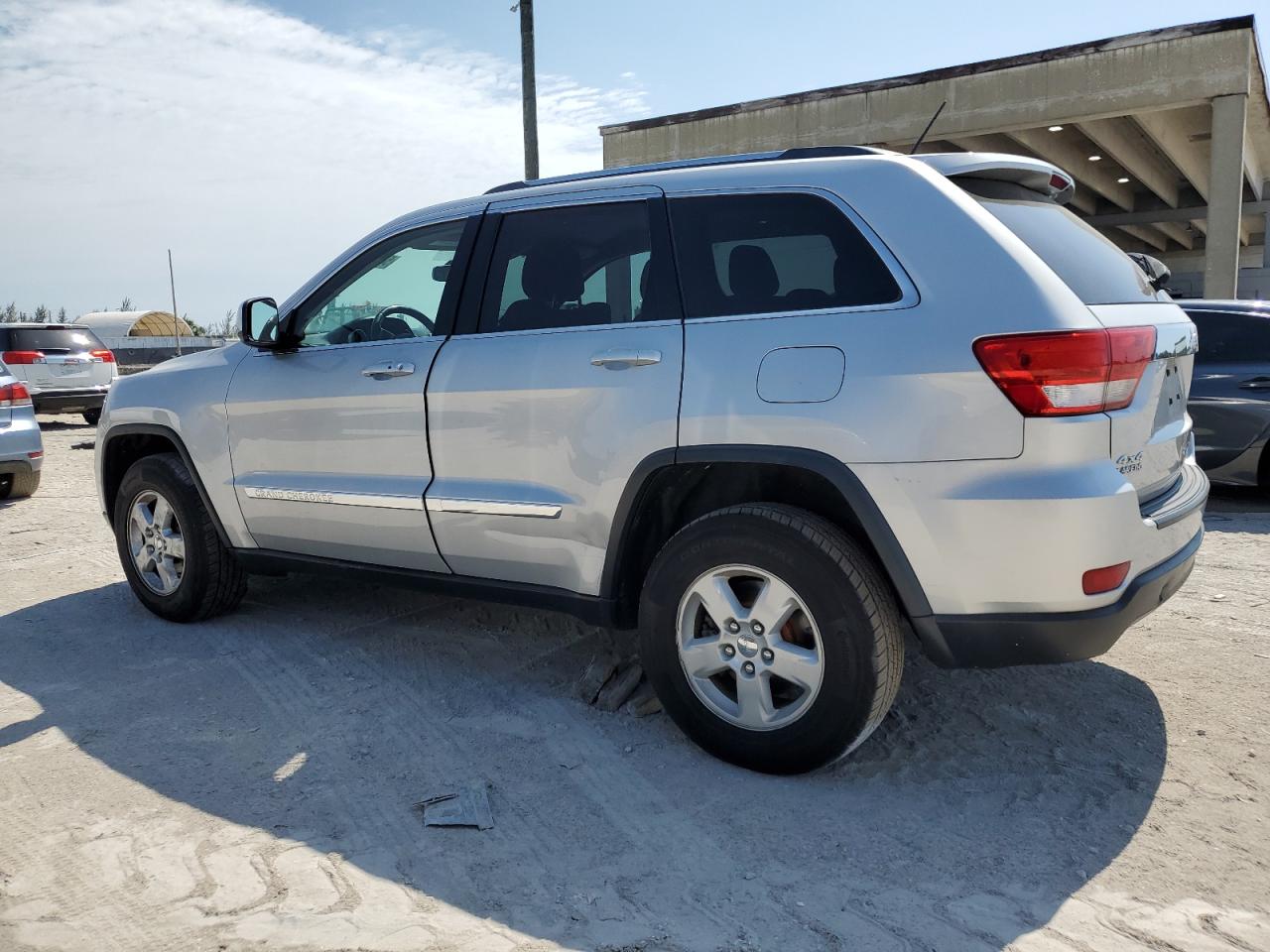 2013 Jeep Grand Cherokee Laredo vin: 1C4RJFAG6DC543151