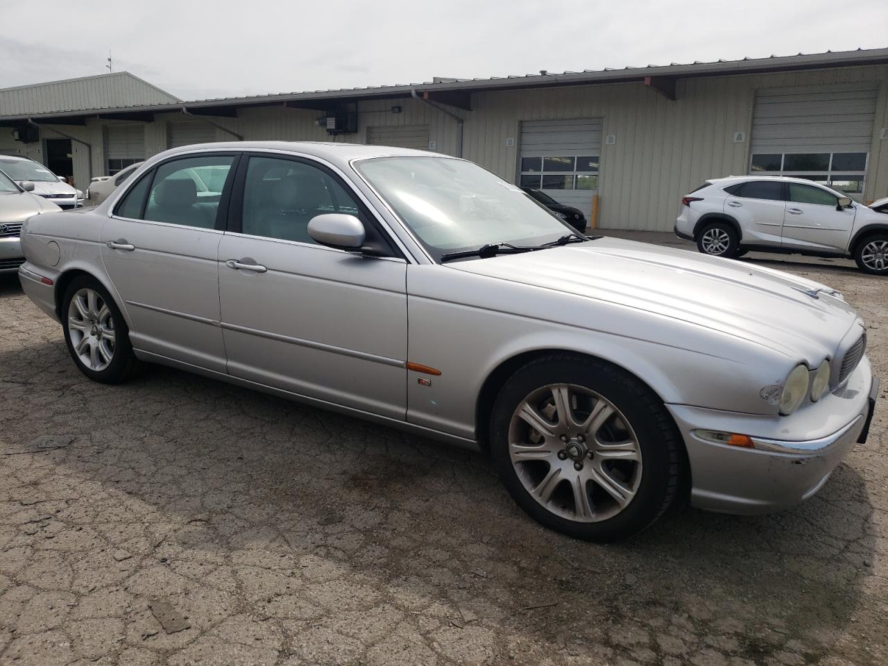 SAJWA73B44TG14118 2004 Jaguar Xjr S