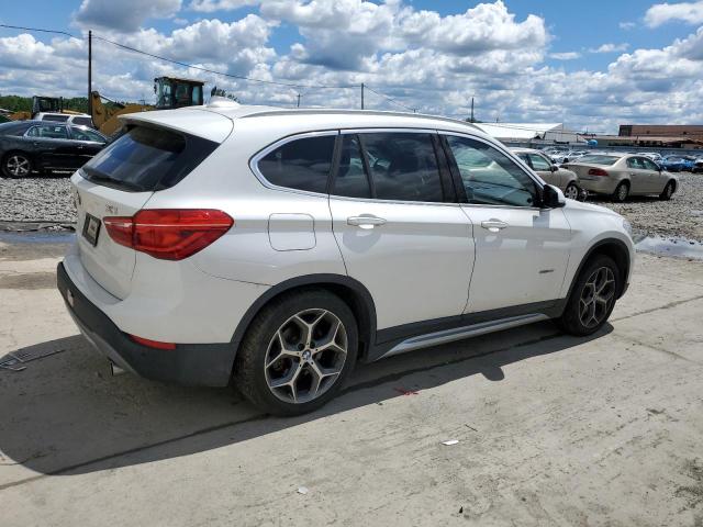 VIN WBXHT3C35J5F90224 2018 BMW X1, Xdrive28I no.3