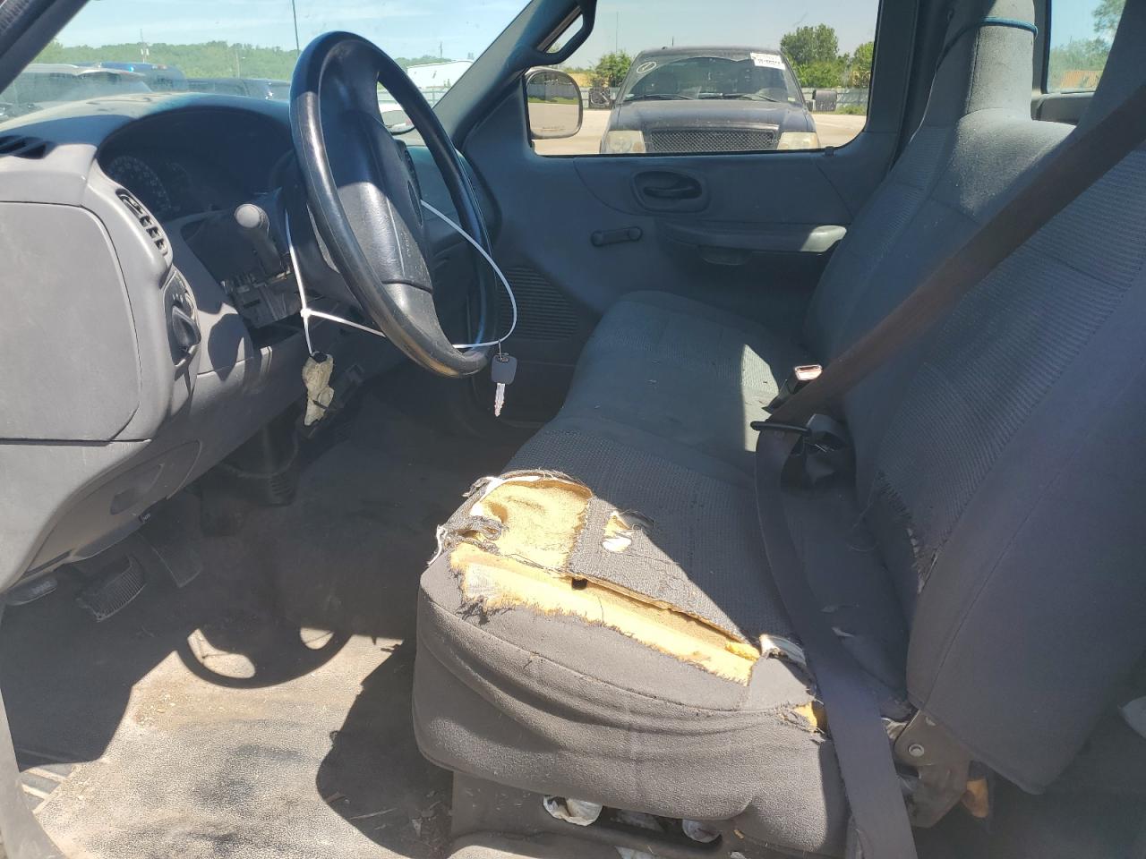 1FTRF17232NA52912 2002 Ford F150