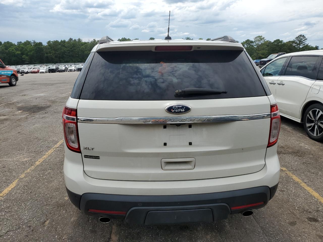 1FMHK7D88CGA79835 2012 Ford Explorer Xlt