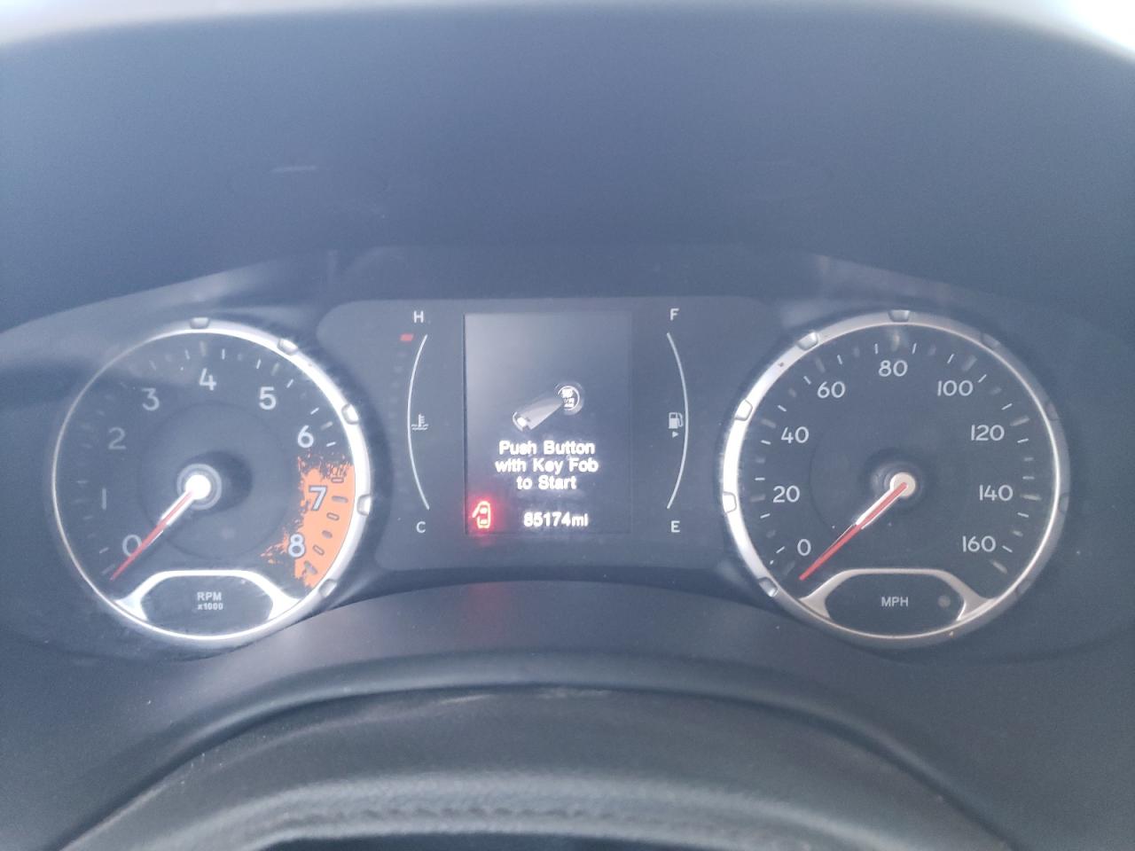 ZACCJBBB5JPJ44947 2018 Jeep Renegade Latitude