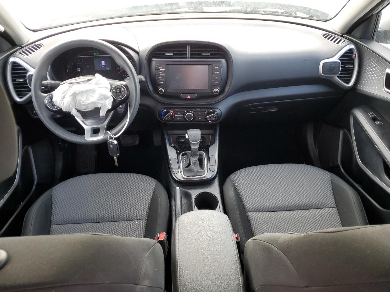 KNDJ23AU3L7099247 2020 Kia Soul Lx