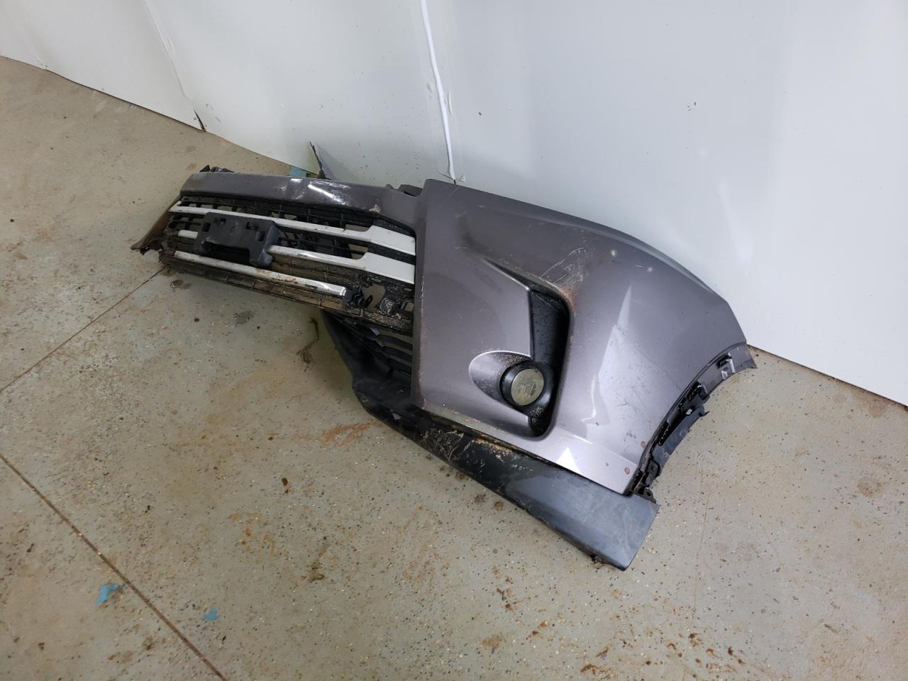 5TDKZRFH2KS562465 2019 Toyota Highlander Se