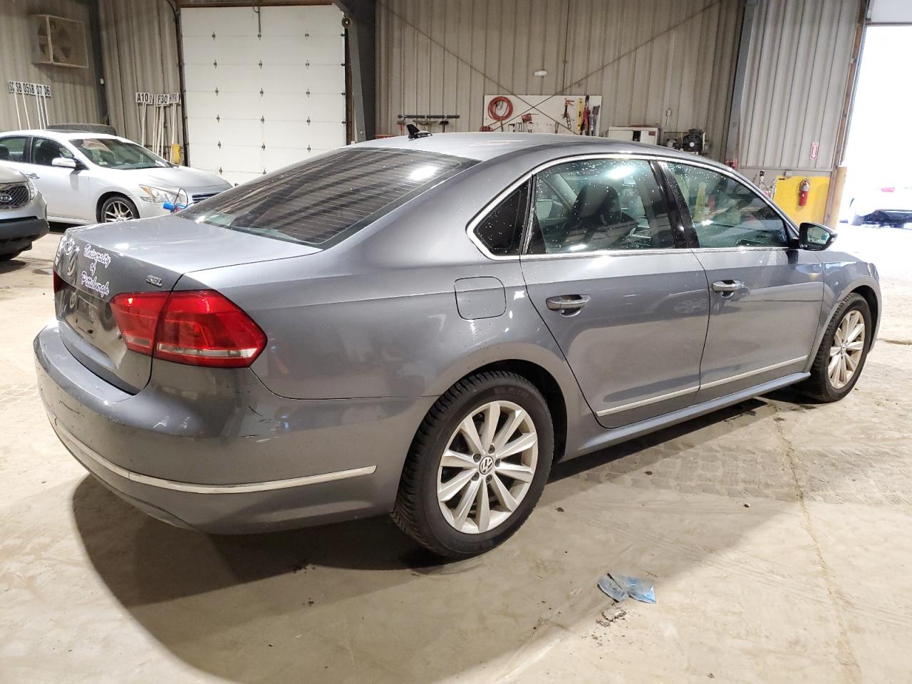 1VWCP7A38CC056598 2012 Volkswagen Passat Sel