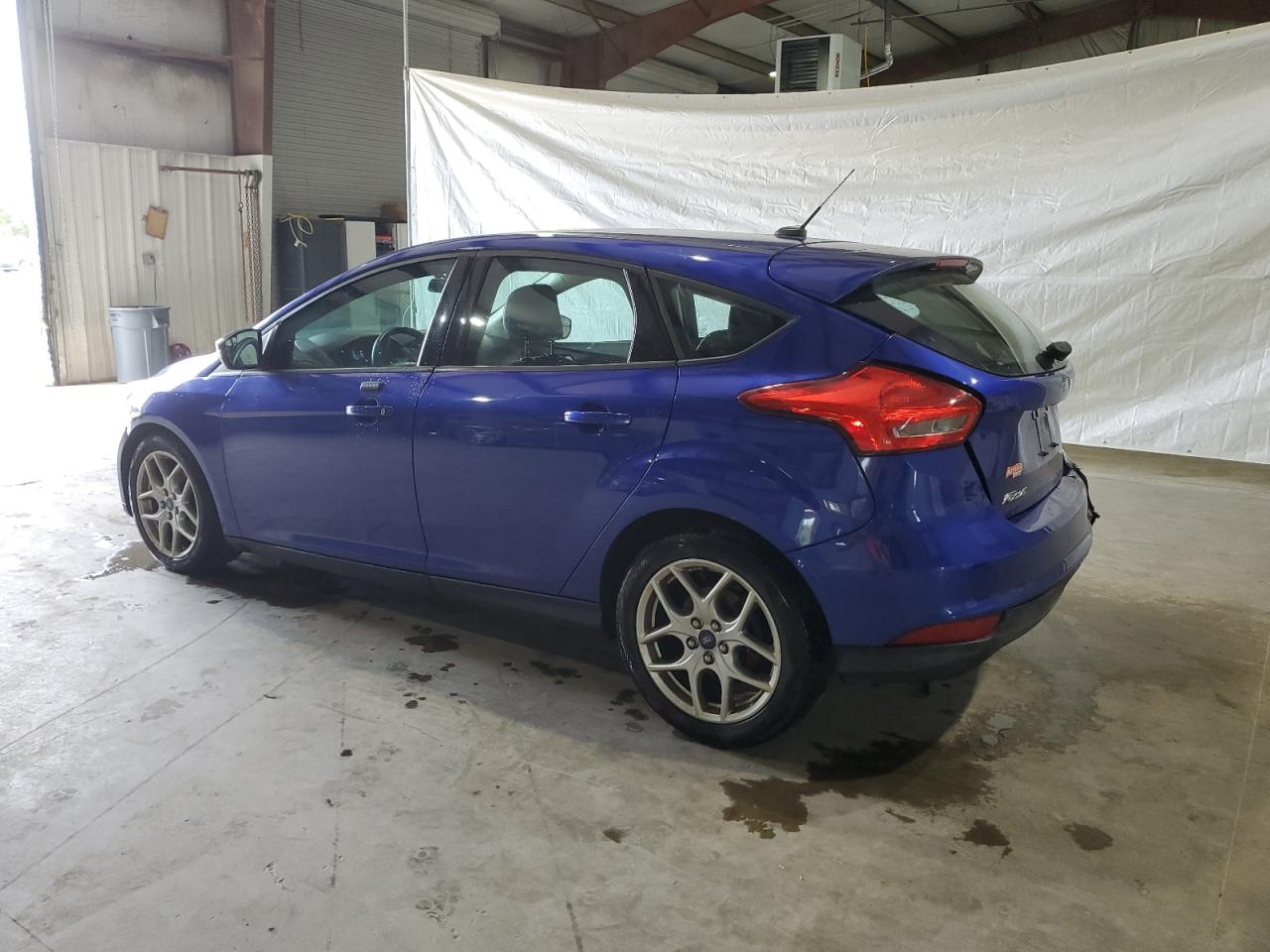 2015 Ford Focus Se vin: 1FADP3K20FL338007