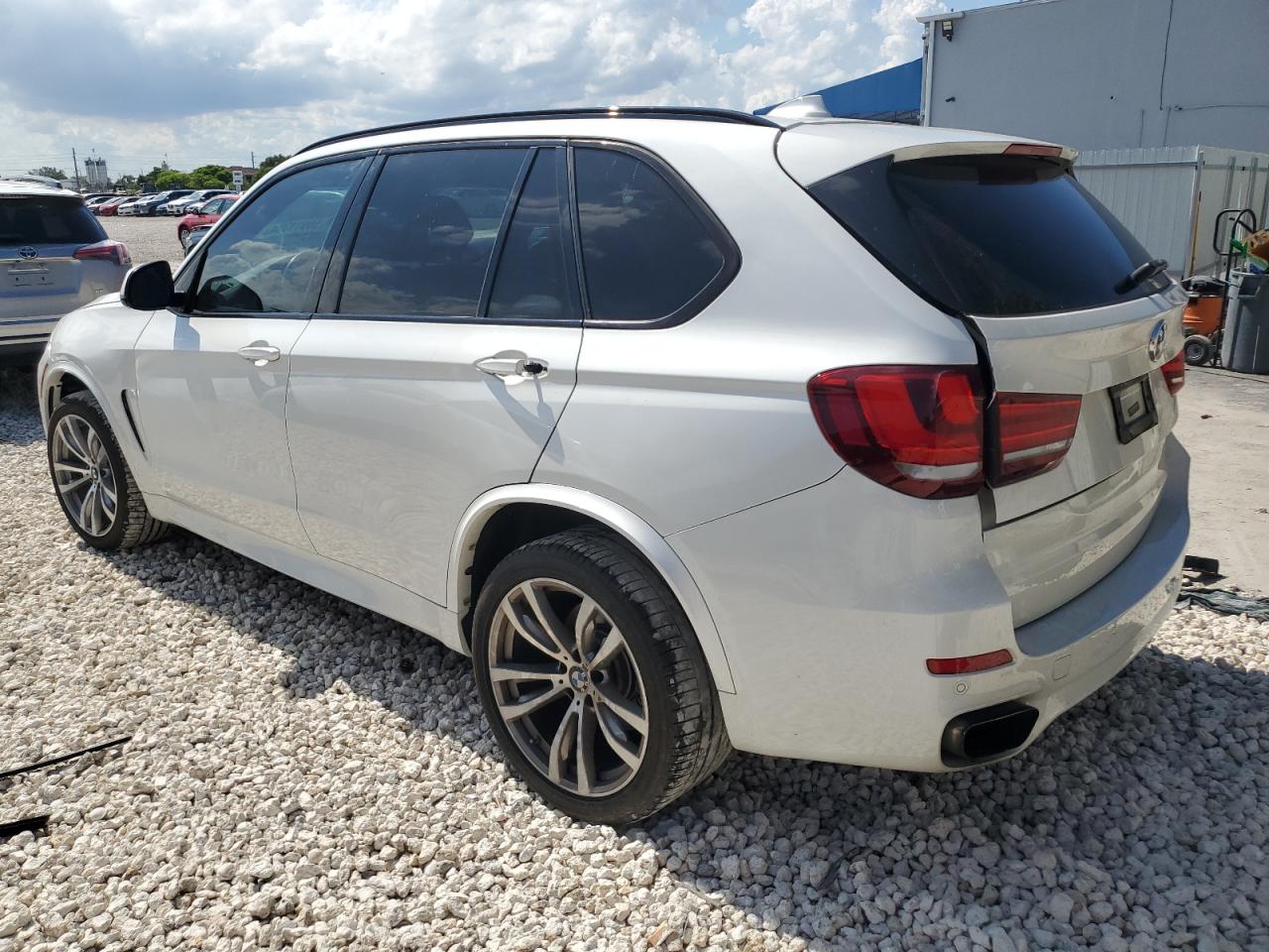 5UXKR6C58G0J80927 2016 BMW X5 xDrive50I