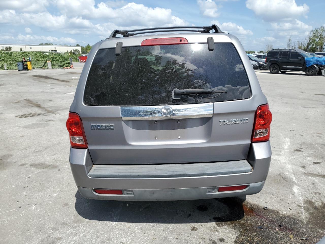 4F2CZ06198KM31195 2008 Mazda Tribute S