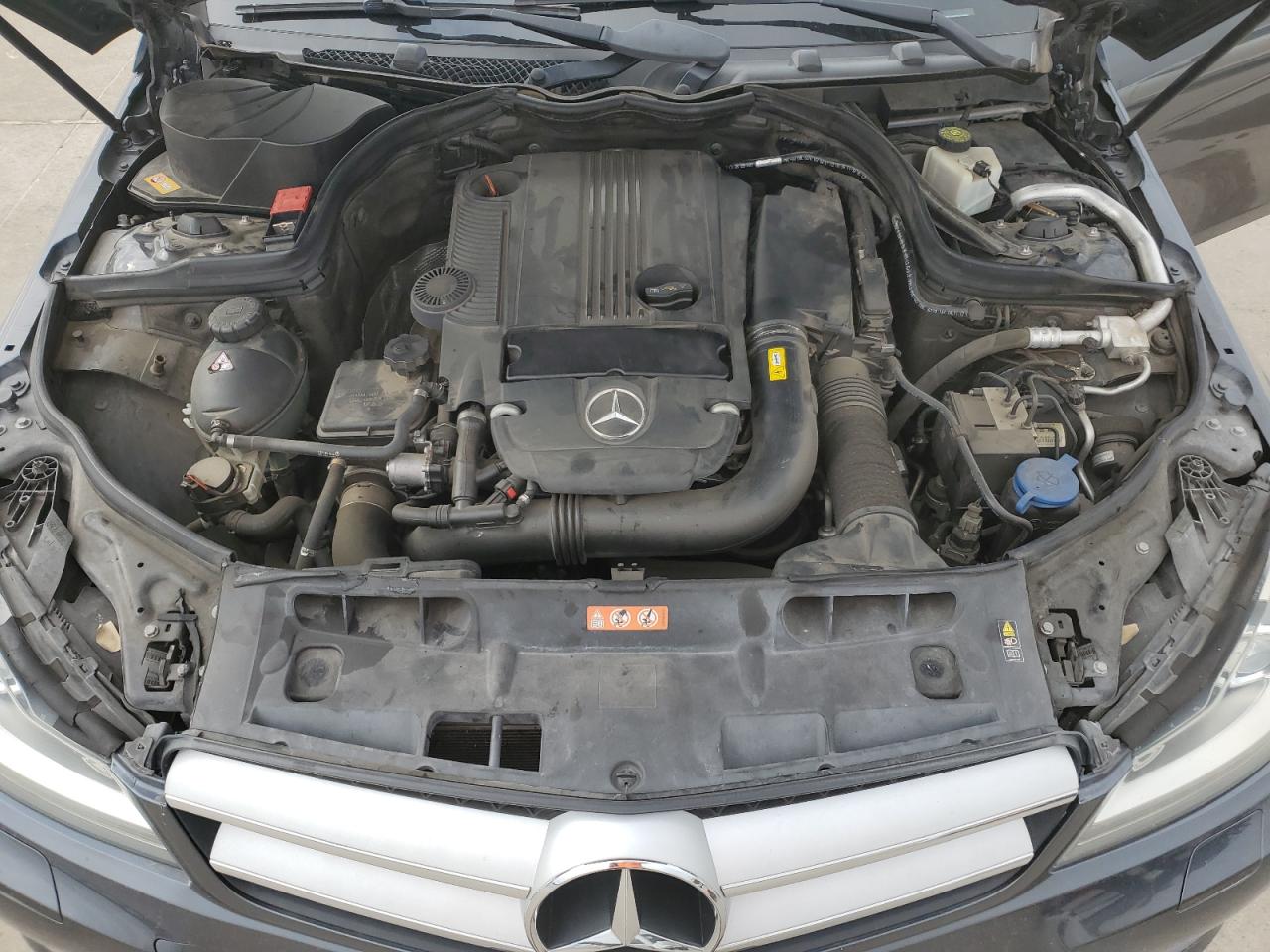 WDDGJ4HB2DG060258 2013 Mercedes-Benz C 250