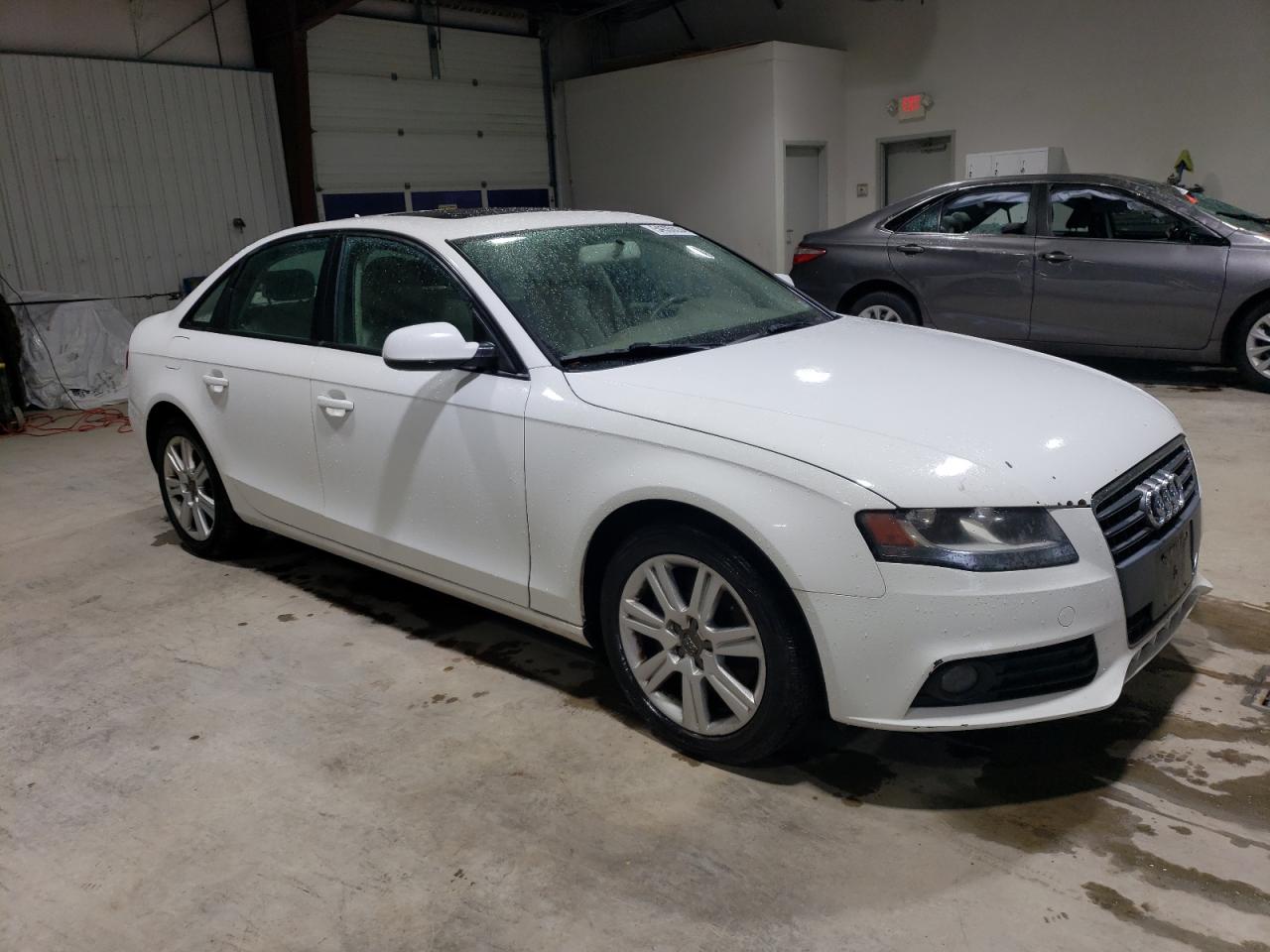 WAUAFAFL8AN033565 2010 Audi A4 Premium