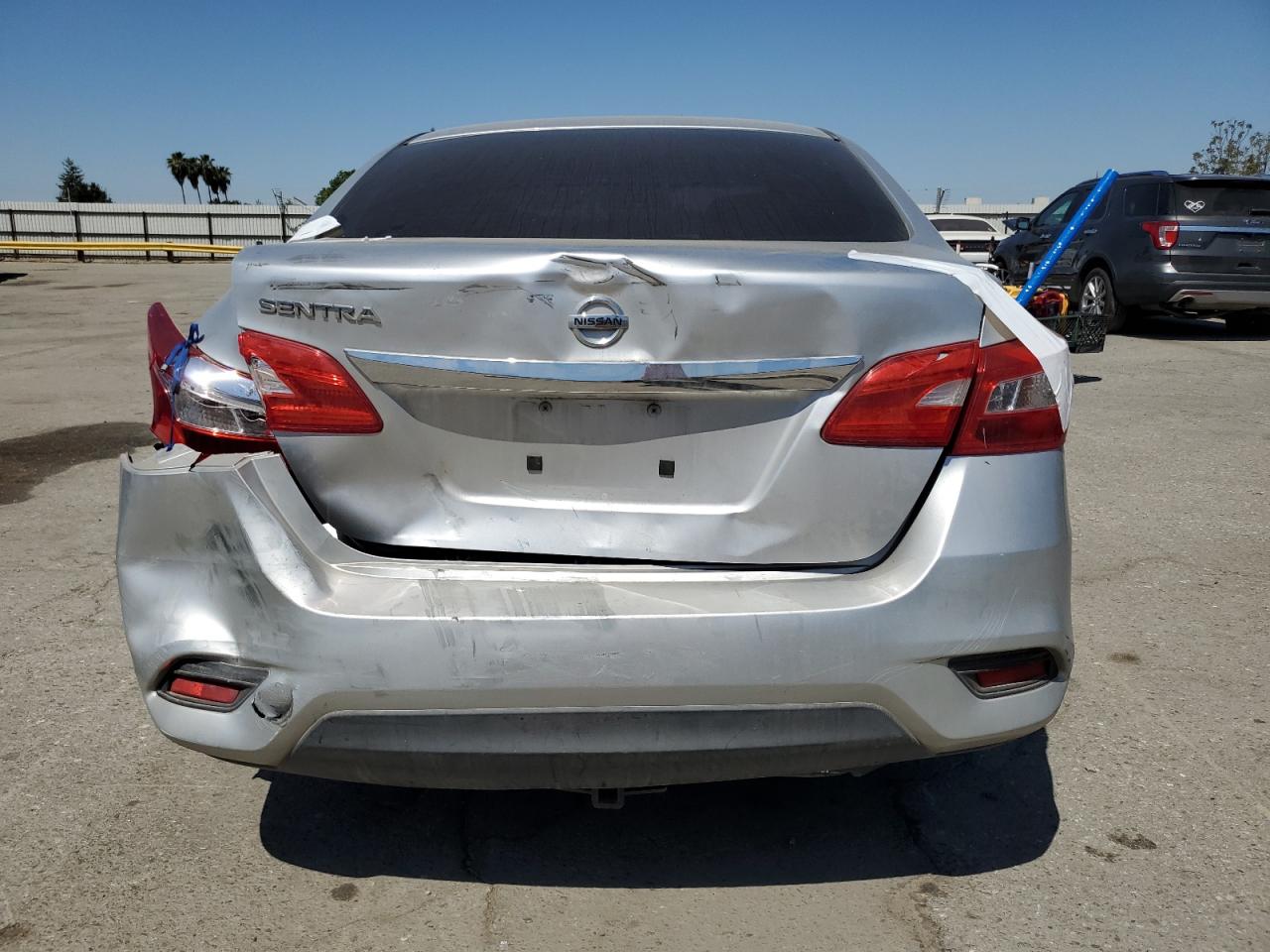 2016 Nissan Sentra S vin: 3N1AB7AP9GY286324