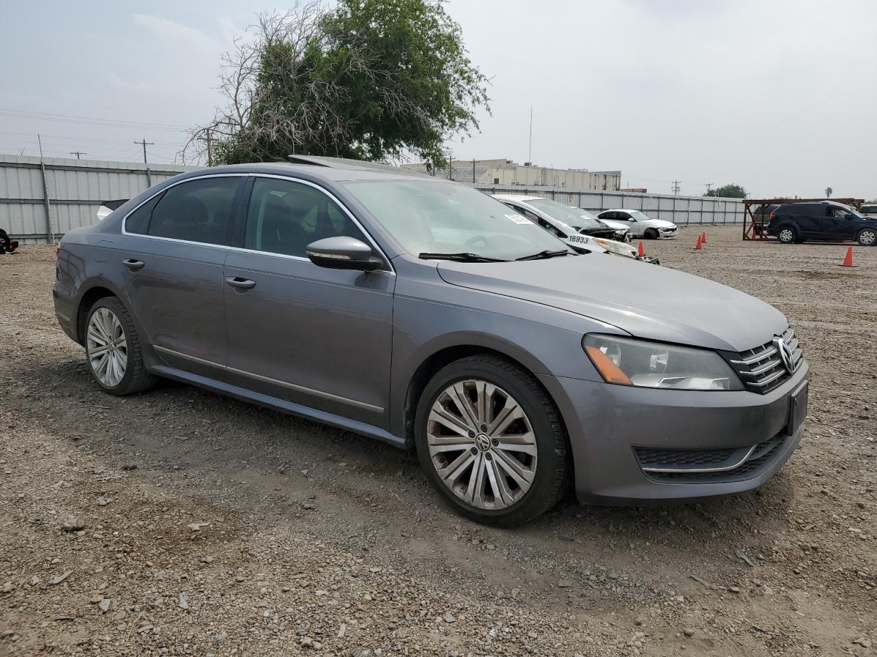 1VWCH7A36CC034337 2012 Volkswagen Passat Sel