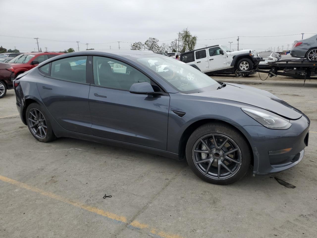 2023 Tesla Model 3 vin: 5YJ3E1EAXPF454371