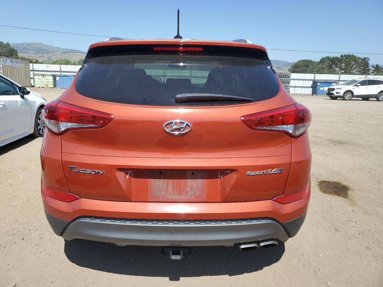 KM8J33A29GU254642 2016 Hyundai Tucson Limited