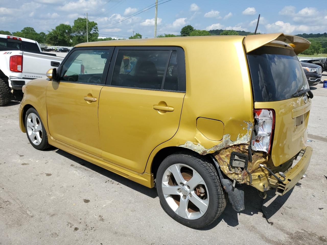 JTLKE50EX81054631 2008 Toyota Scion Xb