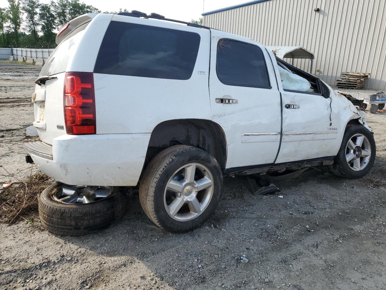 1GNUCCE01AR102690 2010 Chevrolet Tahoe C1500 Ltz