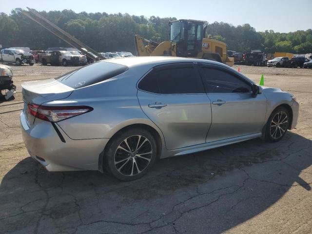 2018 Toyota Camry L VIN: 4T1B11HK4JU535825 Lot: 54525224