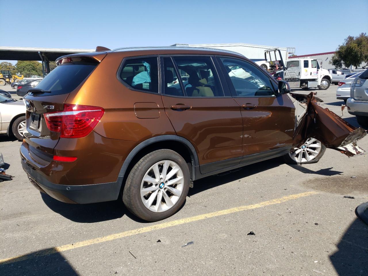 5UXWX9C53H0T07738 2017 BMW X3 xDrive28I