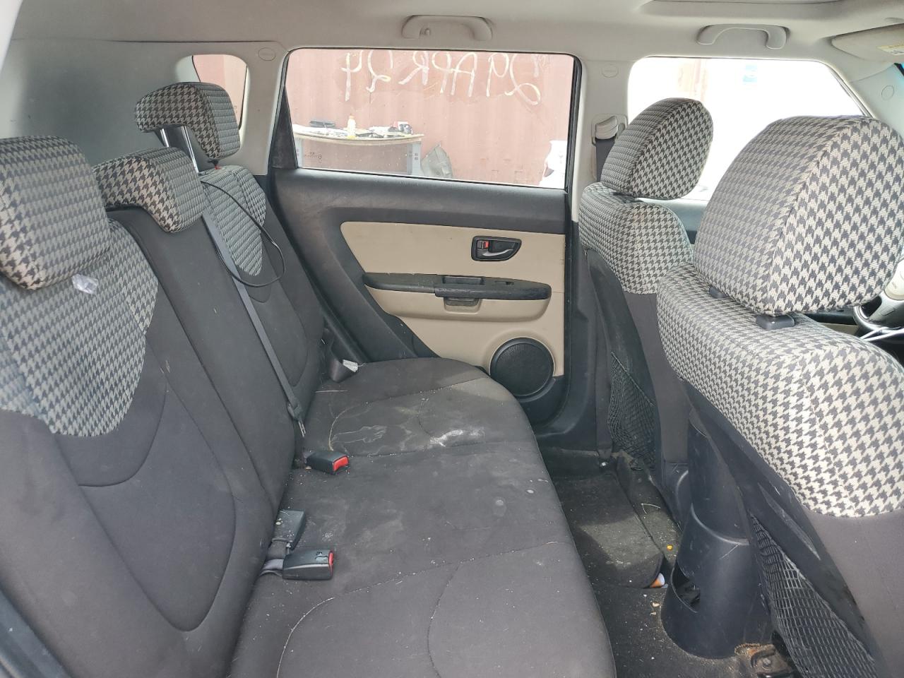 KNDJT2A27A7147495 2010 Kia Soul +