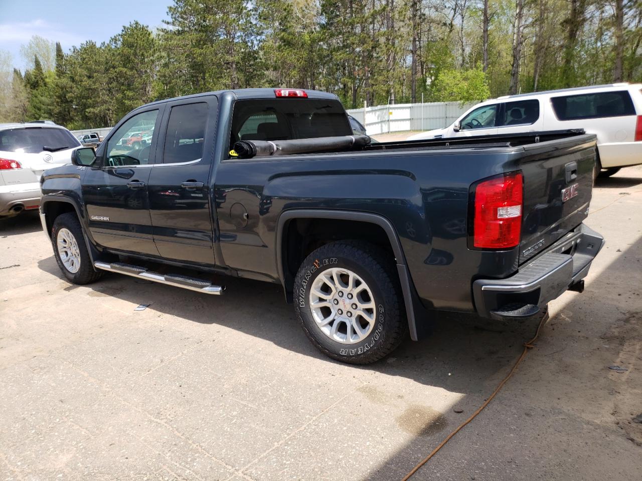 2017 GMC Sierra K1500 Sle vin: 1GTV2MECXHZ215743