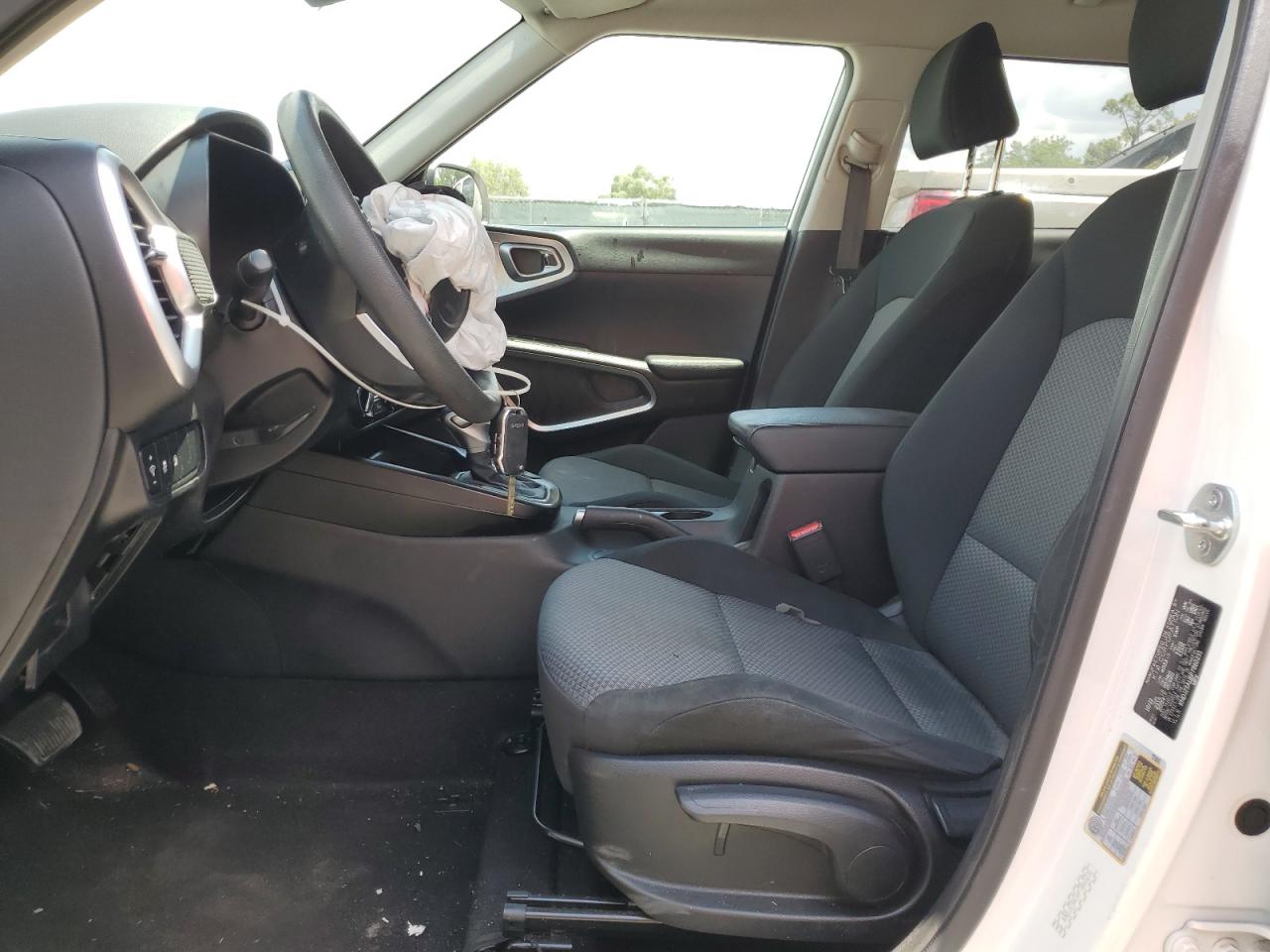 KNDJ23AU6P7860231 2023 Kia Soul Lx