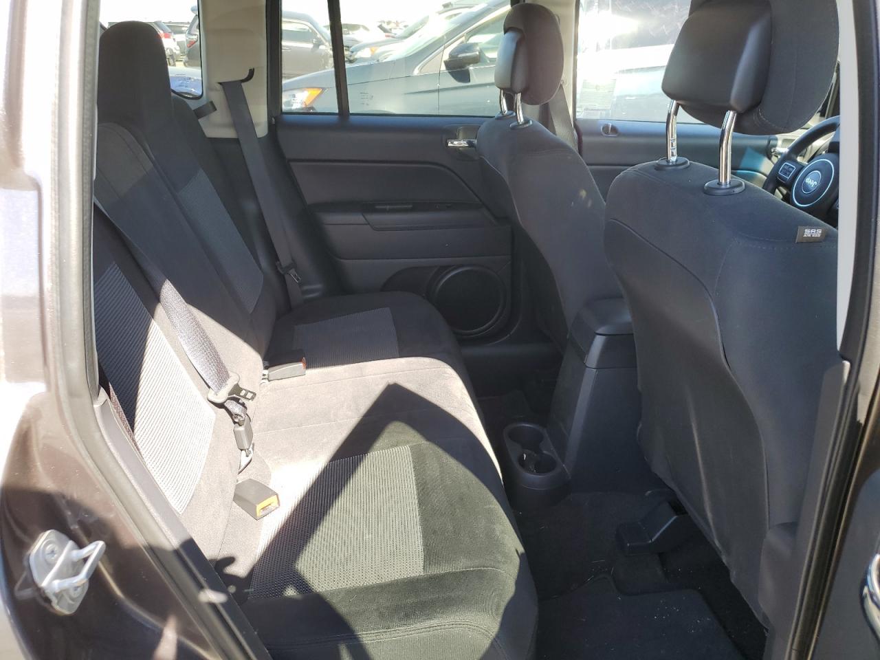 1C4NJDBB6FD114756 2015 Jeep Compass Sport