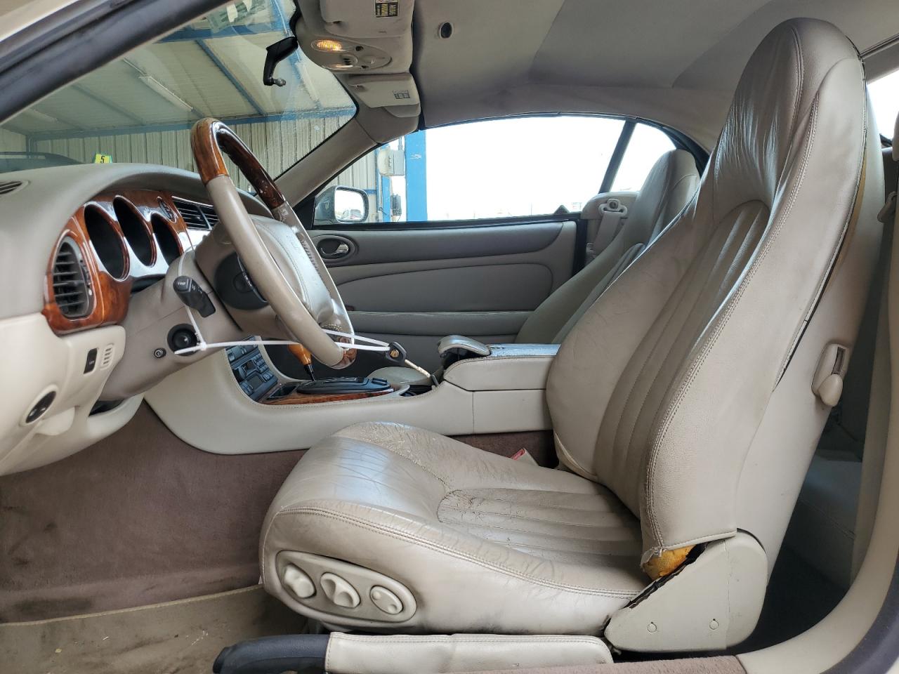 SAJGX2049XC032190 1999 Jaguar Xk8