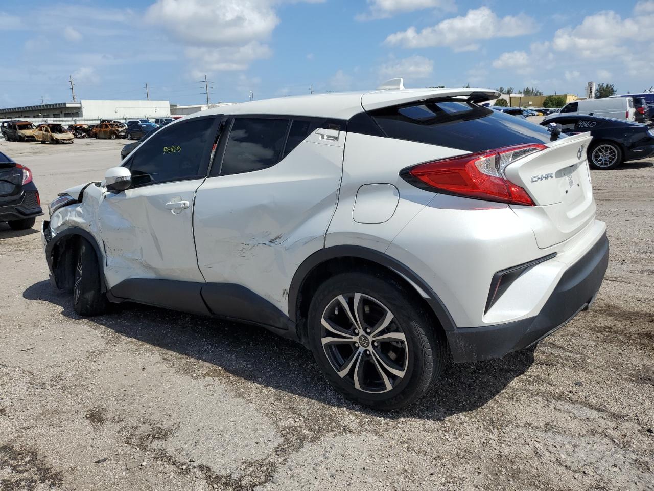 2019 Toyota C-Hr Xle vin: JTNKHMBX9K1062198