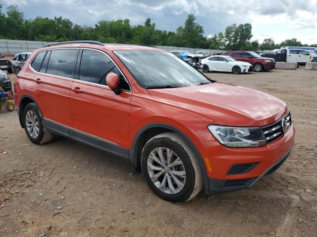 2018 VOLKSWAGEN TIGUAN SE - 3VV3B7AX2JM069428
