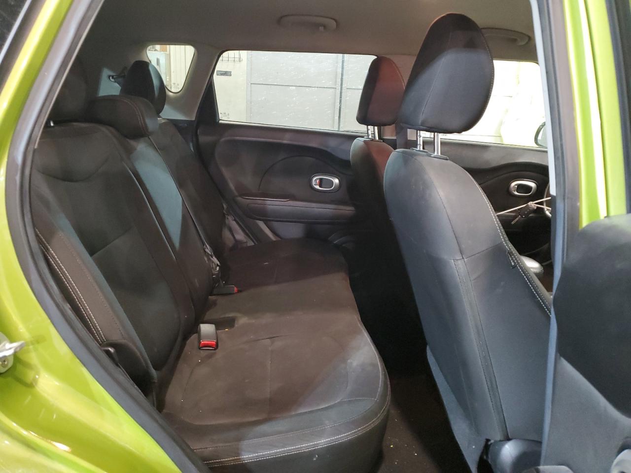 KNDJN2A24G7868165 2016 Kia Soul