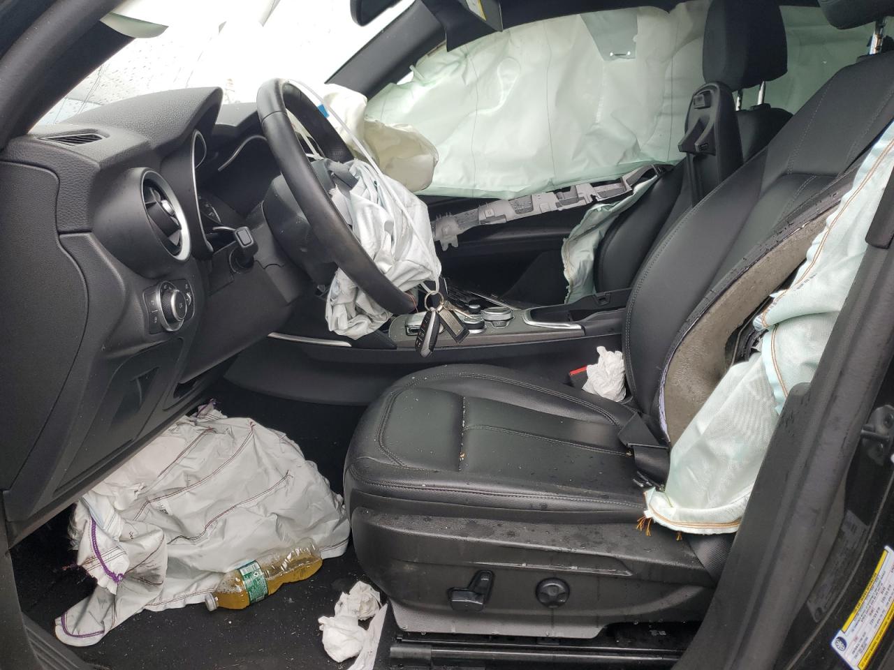 ZASPAKBN8P7D50727 2023 Alfa Romeo Stelvio Ti