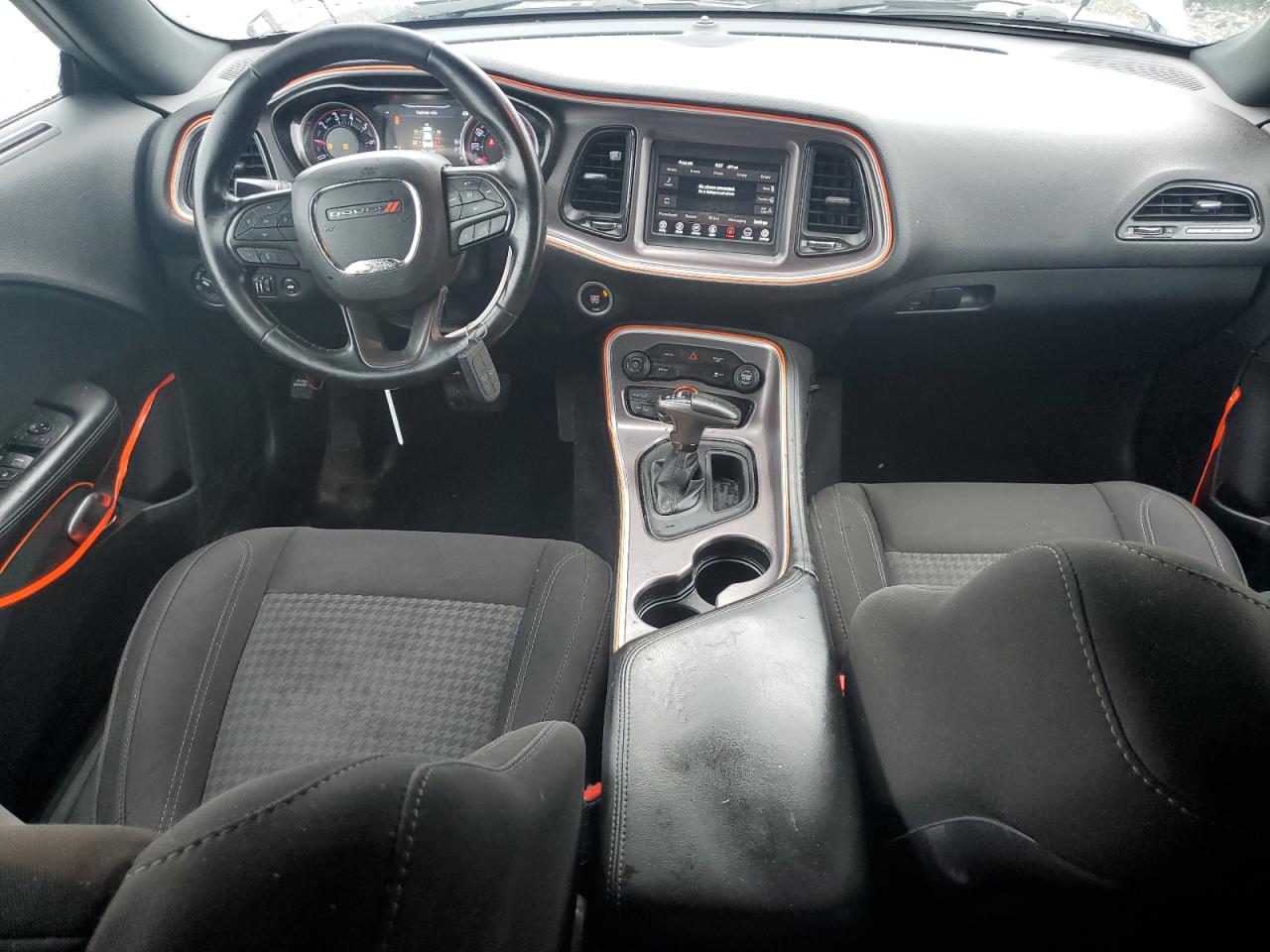 2C3CDZAG6KH752399 2019 Dodge Challenger Sxt