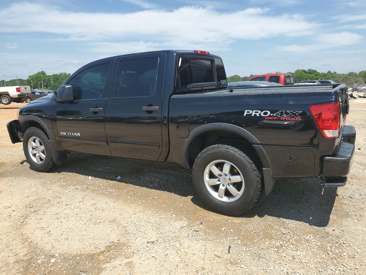 1N6BA0EC0CN308377 2012 Nissan Titan S