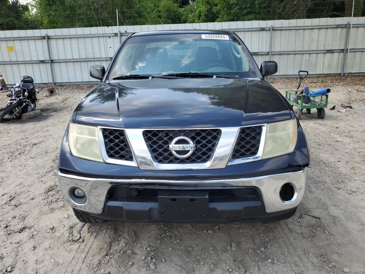 1N6AD07U25C405247 2005 Nissan Frontier Crew Cab Le