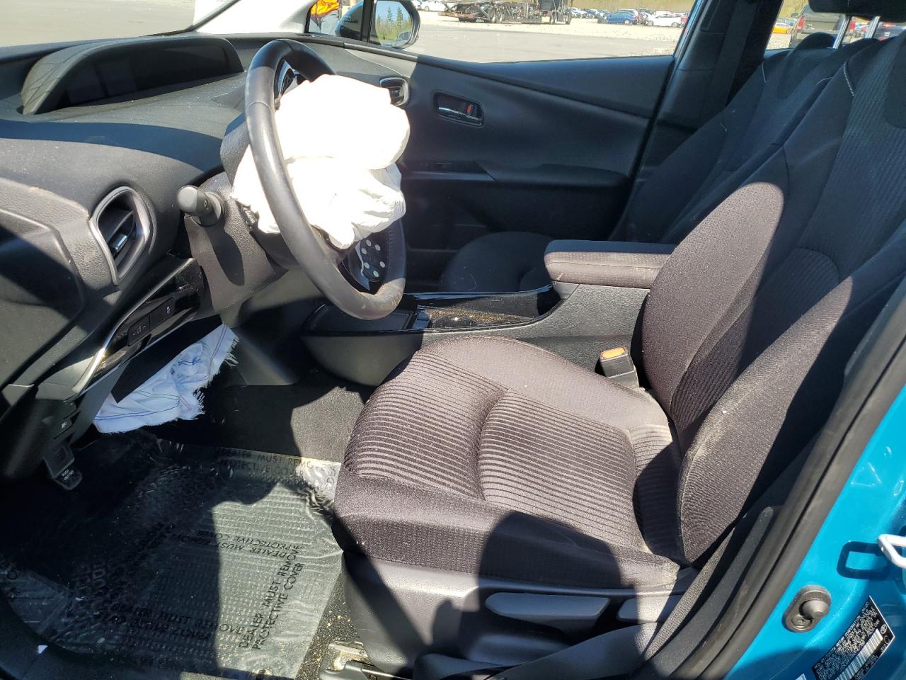 JTDKAMFP4M3167788 2021 Toyota Prius Prime Le