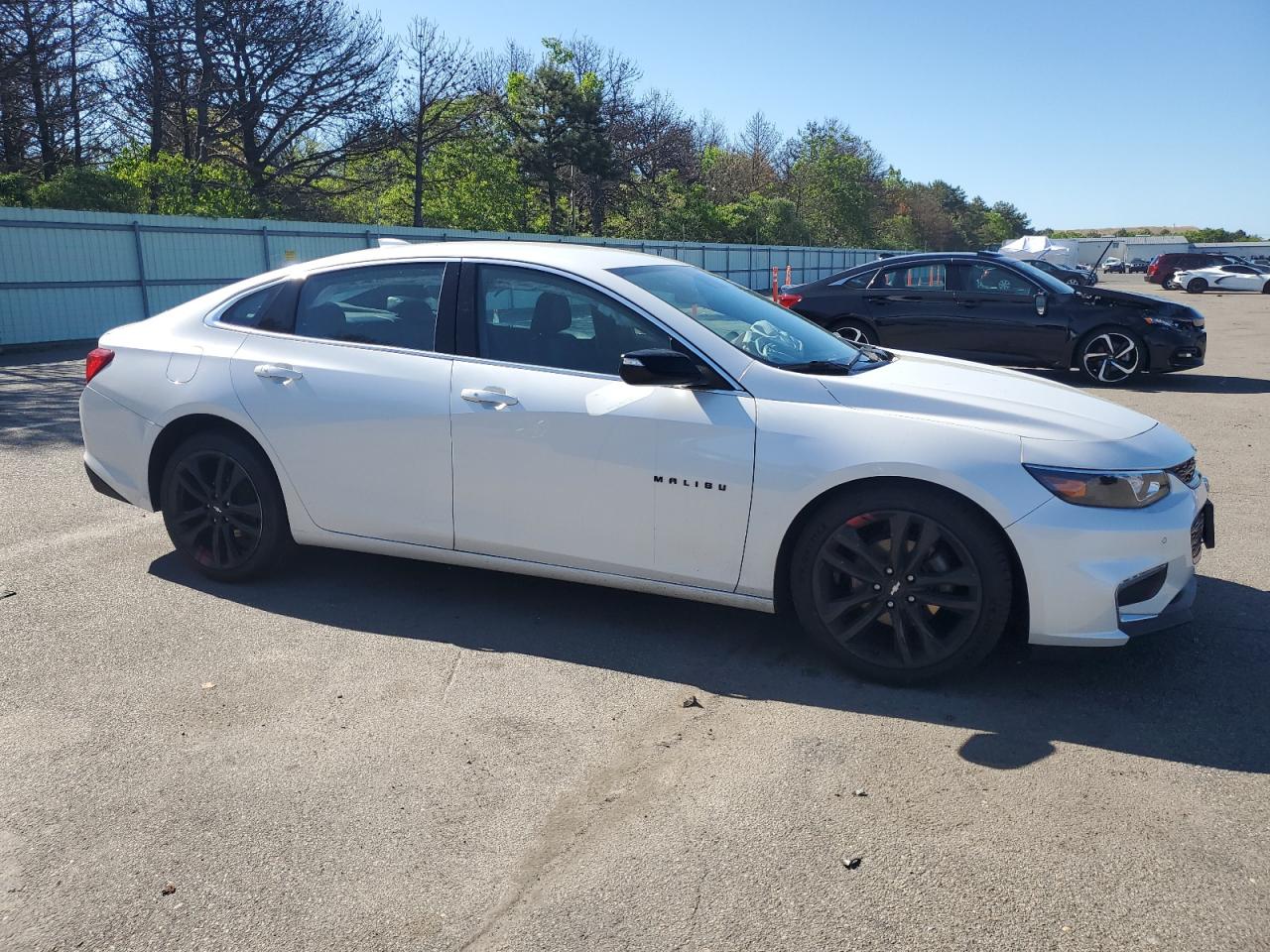 1G1ZD5ST8JF294397 2018 Chevrolet Malibu Lt