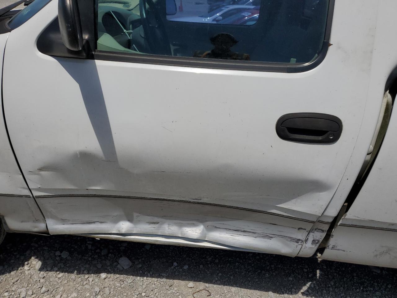 1FTZF1726YNB76875 2000 Ford F150