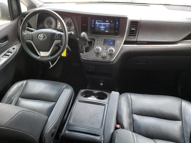 2017 TOYOTA SIENNA SE 5TDXZ3DC0HS833932