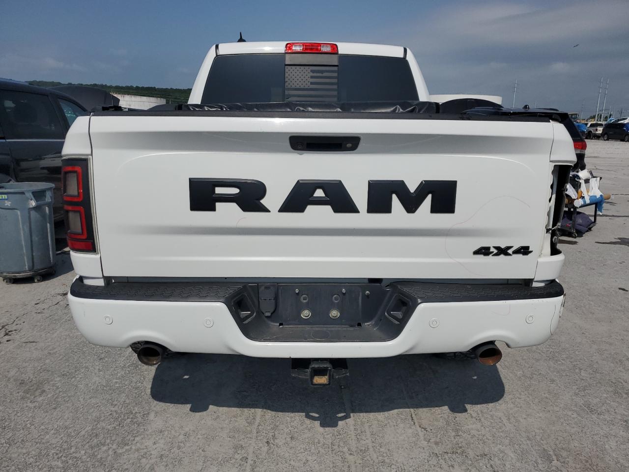 1C6RR7MT3JS152149 2018 Ram 1500 Sport