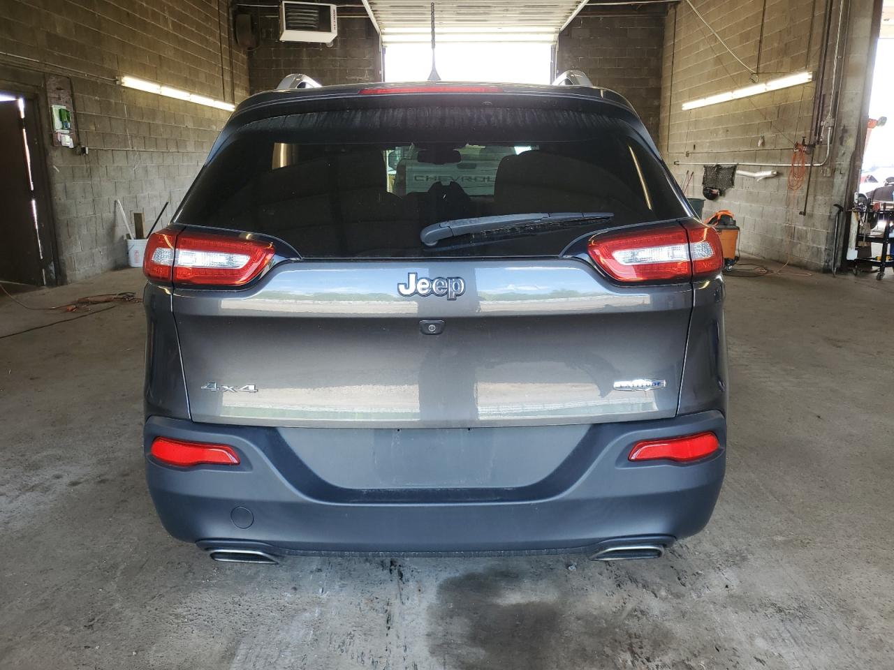 1C4PJMCSXHW611968 2017 Jeep Cherokee Latitude