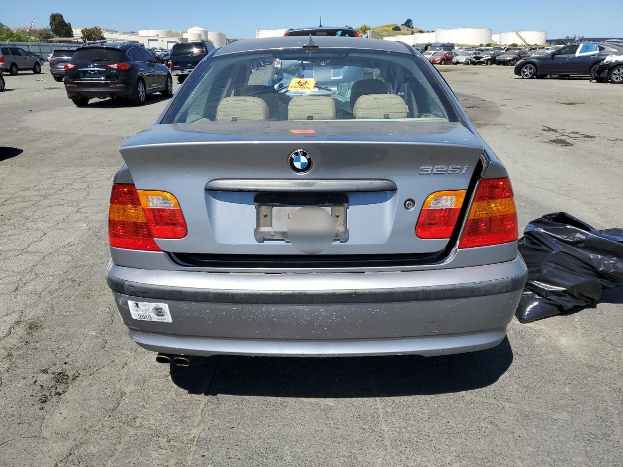 WBAET37464NJ43130 2004 BMW 325 I