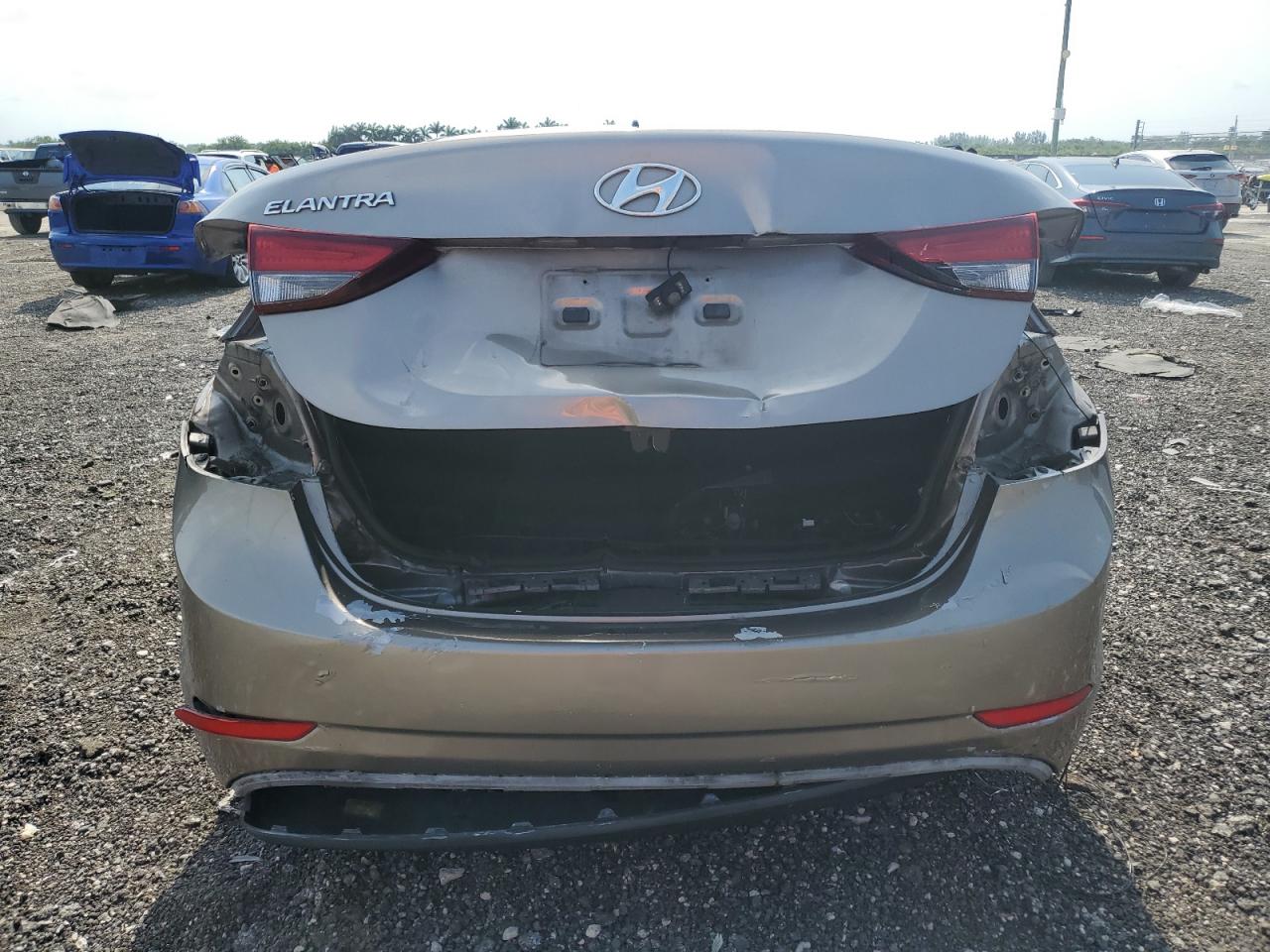 5NPDH4AEXGH754595 2016 Hyundai Elantra Se