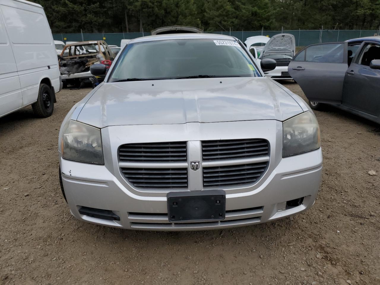 2D4FV48T65H531565 2005 Dodge Magnum Se