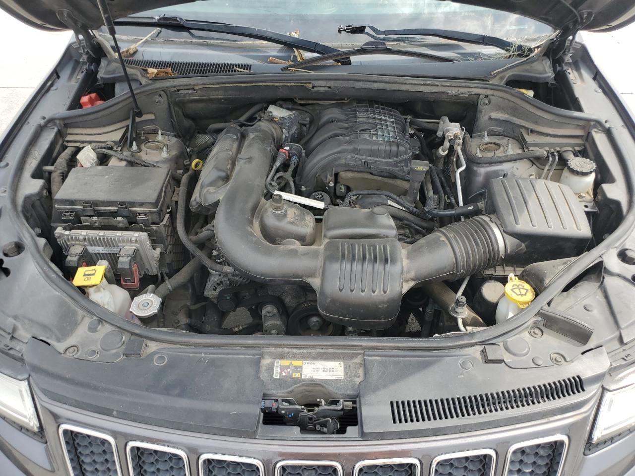 1C4RJECGXEC581314 2014 Jeep Grand Cherokee Overland