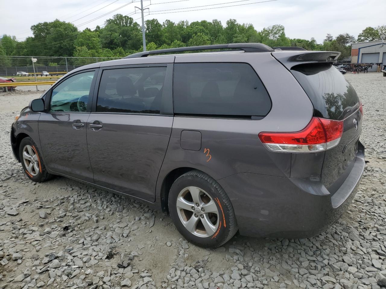 5TDKK3DC8DS319562 2013 Toyota Sienna Le