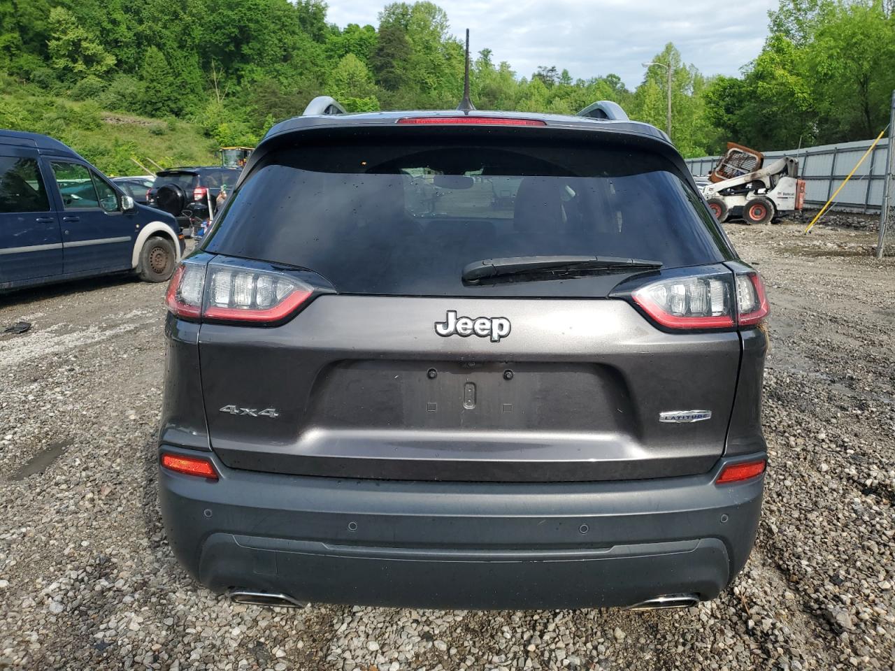 1C4PJMLX2KD287137 2019 Jeep Cherokee Latitude Plus