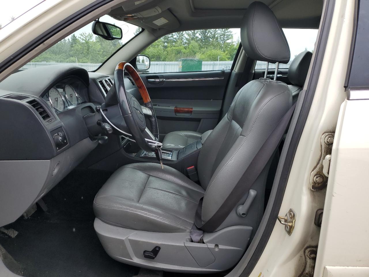 2C3JA53G95H528117 2005 Chrysler 300 Touring