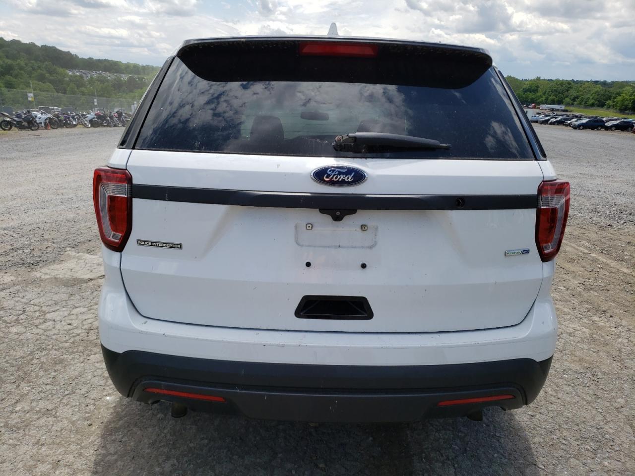 1FM5K8AR0HGB71714 2017 Ford Explorer Police Interceptor