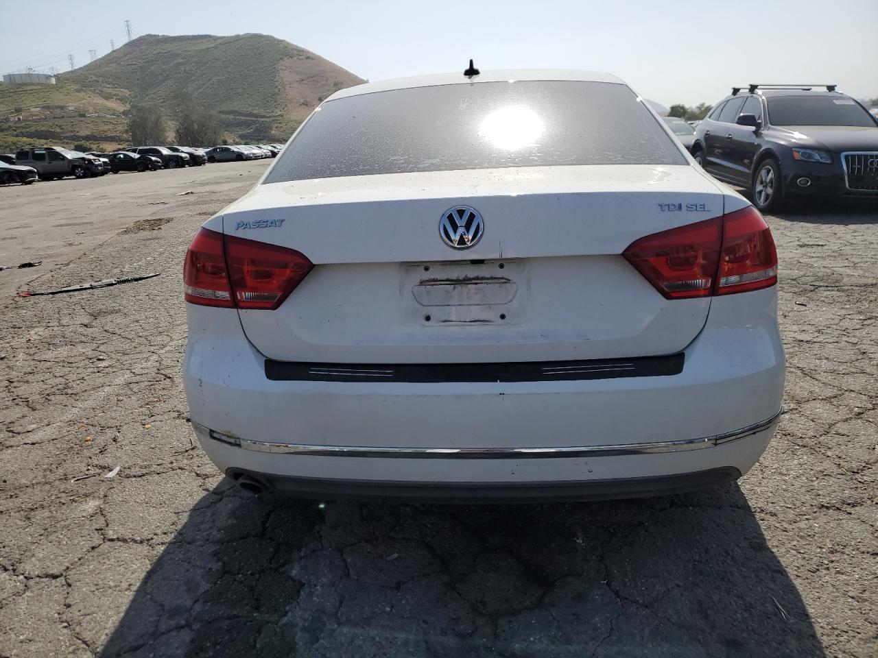 1VWCN7A33DC033656 2013 Volkswagen Passat Sel