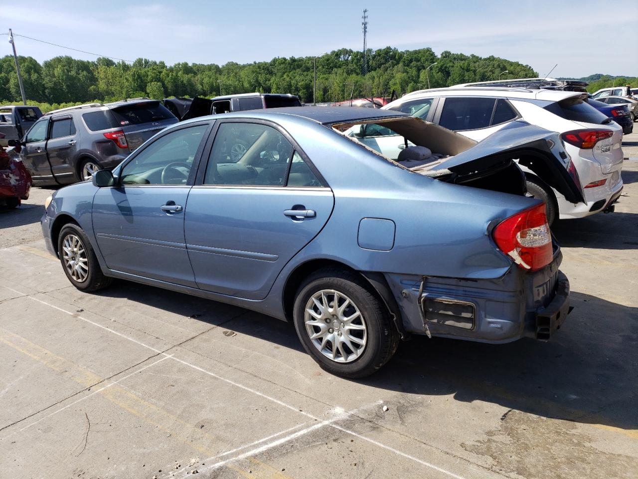 4T1BE32K84U833730 2004 Toyota Camry Le